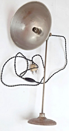 Lampe ancienne sur - , style