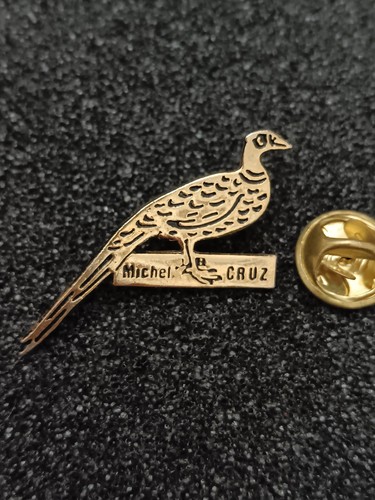 Pin pins enamel 64 - pin's,