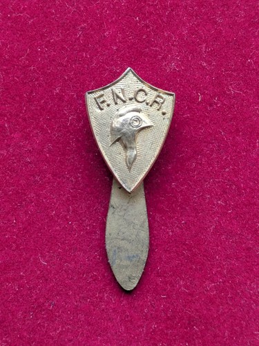 Buttonhole badge fncr - badge.,