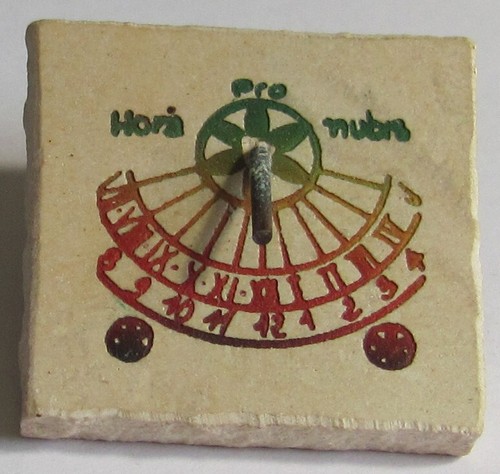Pin cadran solaire heure - ,