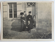 Famille chic pas porte maison - Photo ancienne snapshot