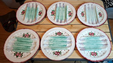 Anciennes assiettes à - anciennes,