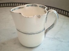 RAVISSANT PICHET / POT A LAIT EN FAIENCE DE LANGEAIS