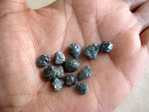 Nouveau beau diamant brut - ,