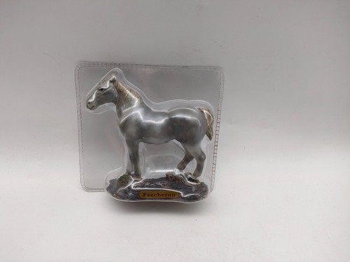 Statuette cheval résine - statuette,