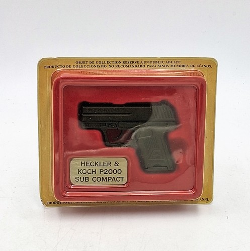 Pistolet revolver heckler - pistolet, &