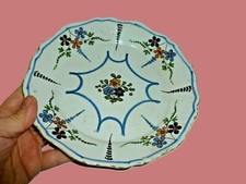 ASSIETTE NEVERS OU LA ROCHELLE  XVIII ° .