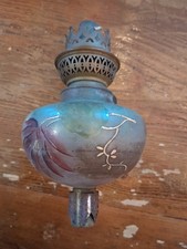 Lampe toupie de piano ancienne en verre émaillé à décor de fleurs, Tbe