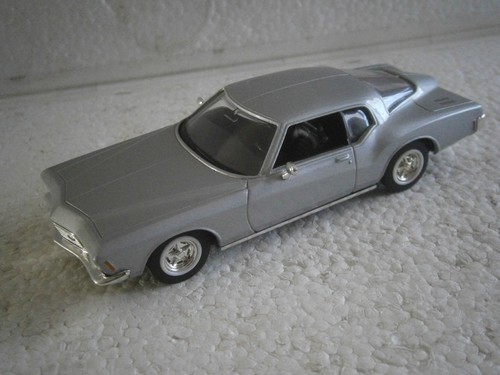Voiture miniature americaine - voiture,