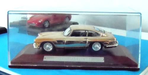 Voiture aston martin db - ,