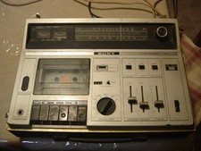 SONY Chaine Stéréo Cassette-Corder 110v-240v CF-610 vintage 1970-80 à restaurer