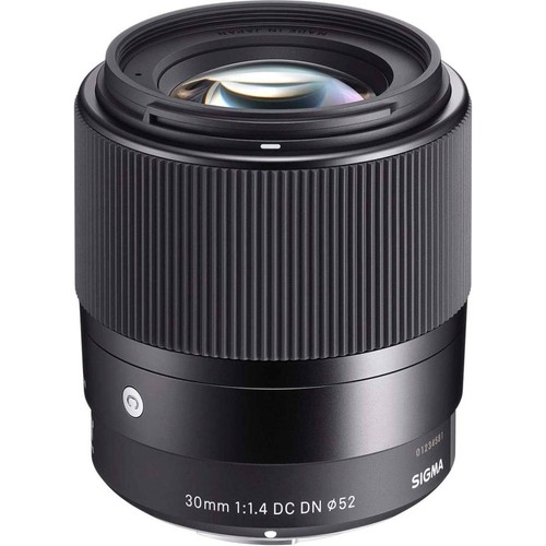 Sigma 30mm dc - 1.4,