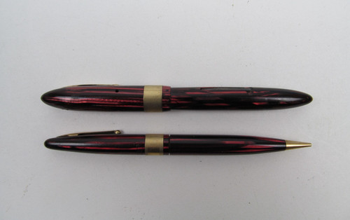 Vintage sheaffer red striated - red,