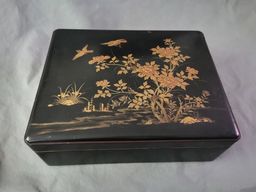 Boite coffret laqué décor - , de