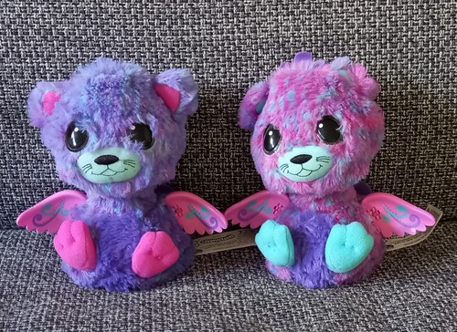 2 peluches hatchimals - -,