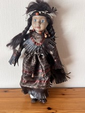 Poupées En Porcelaine