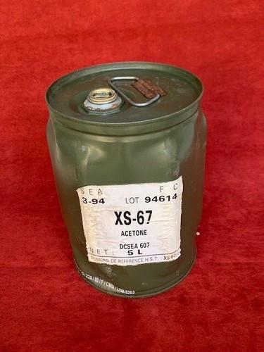 Bidon acétone militaire