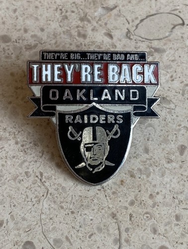 Pin oakland raiders foot - pin’s,