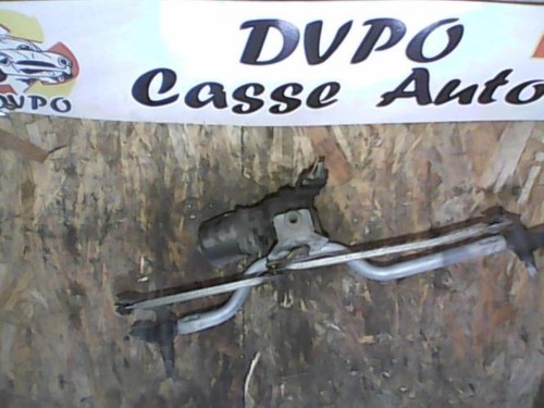 Moteur essuie glace avant