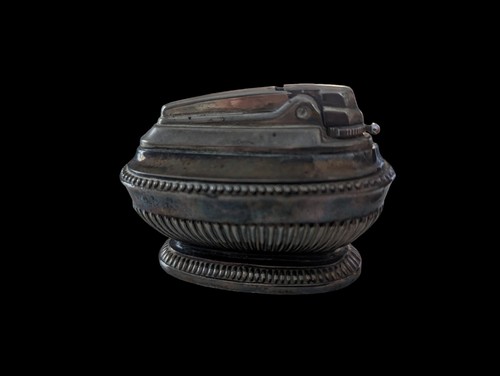 Ancien briquet table queen - briquet,