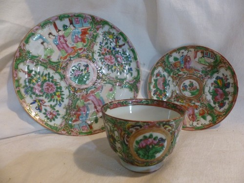 Tasse sous - sous, assiette