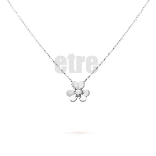 Van cleef arpels collier - &,