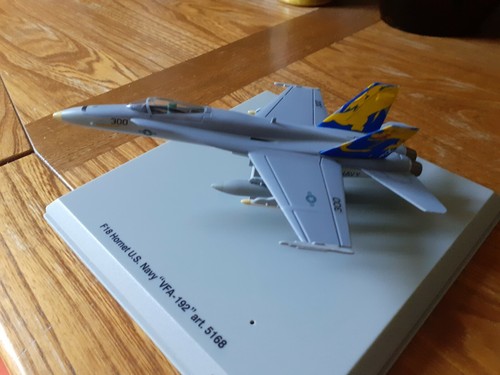 Hornet usnavy vfa 192 - , 192"