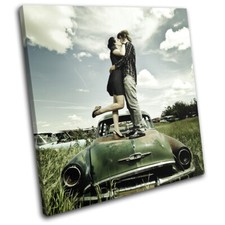 Kissing Couple Retro Car Urban Decay Love SINGLE TOILE murale ART Photo Print