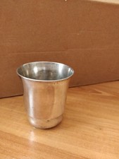 Gobelet timbale métal argenté de baptême n° 2