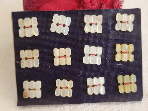 Rare plaque lot boutons - rare,
