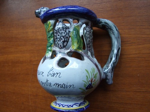Pichet trompeur malicorne - pichet,