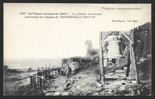 Cpa la cloche - ,