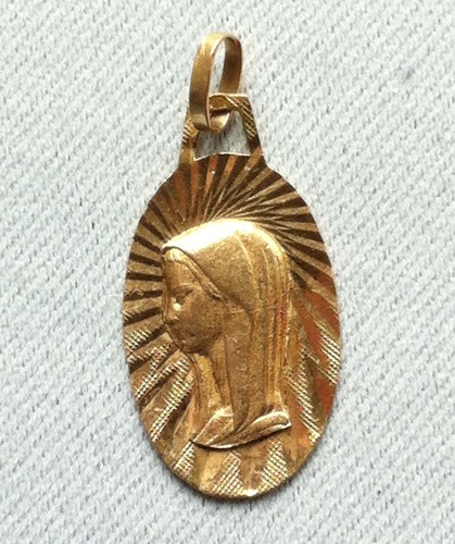 Médaille 18k poinçon - en,