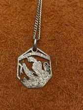Collier Chaine Et Pendentif
