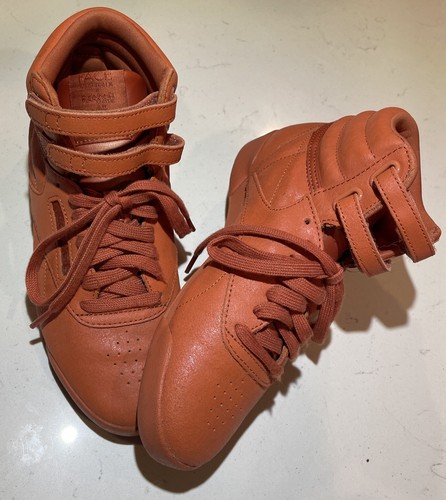 Mens size womans - mens, 4.5/womans