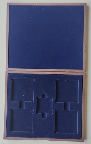 Coffret vide pour médailles - 5,