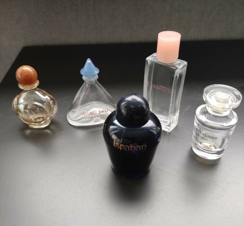 Lot flacons parfum - de,