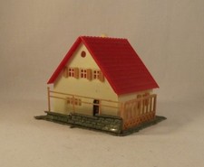Maison avec Mur et Claustra  - Maquette -  Echelle HO