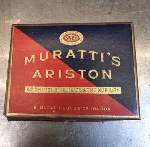 Rare boîte cigarettes