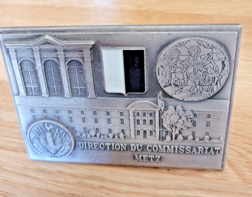 Plaque bronze direction - , du