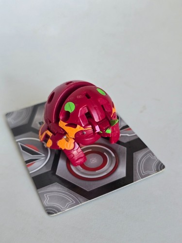 Bakugan trhyno pyrus - trhyno,