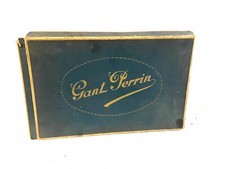 Ancienne boîte carton pour Gants PERRIN costume d'époque