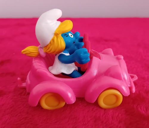 Schtroumpfette voiture - schtroumpfette,