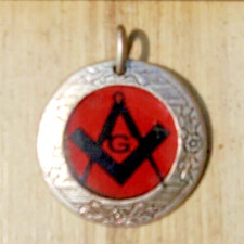 franc macon médaille argenté rouge a identifier templier pendentif 