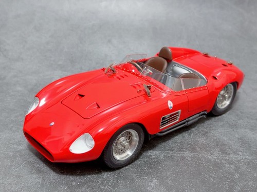 Cmc maserati 300 s 1956 - 1/18,