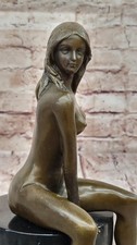 Sculpture En Bronze Statue
