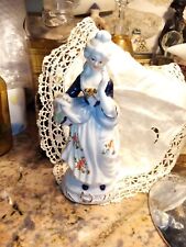 JOLIE STATUETTE BISCUIT ÉMAILLÉ MARQUISE 25 cm 