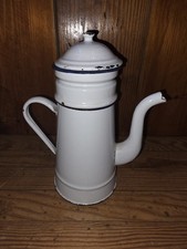 Ancienne Cafetiere Blanche