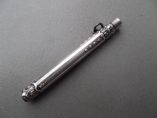Ancien petit porte crayon - petit,