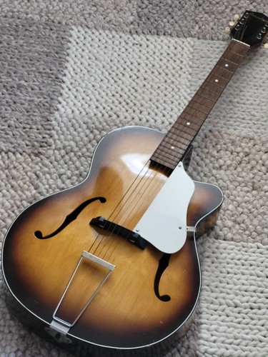 Ancienne guitare jazz - guitare,